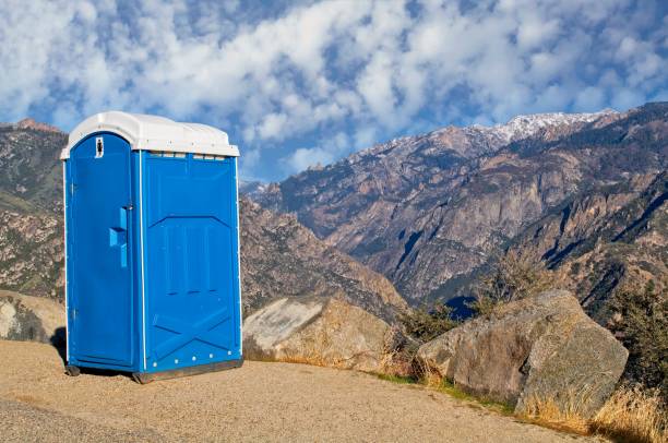 Best Portable toilet rental cost  in Janesville, WI
